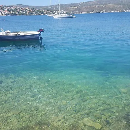 Dora * Rogoznica (Sibenik-Knin)
